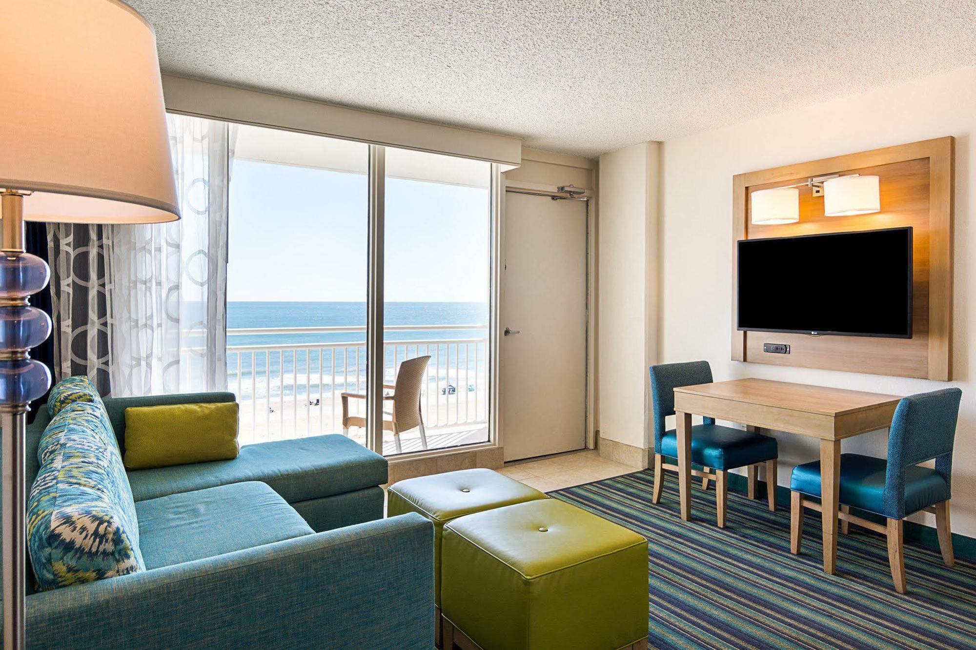 Comfort Suites Beachfront Virginia Beach Exteriör bild